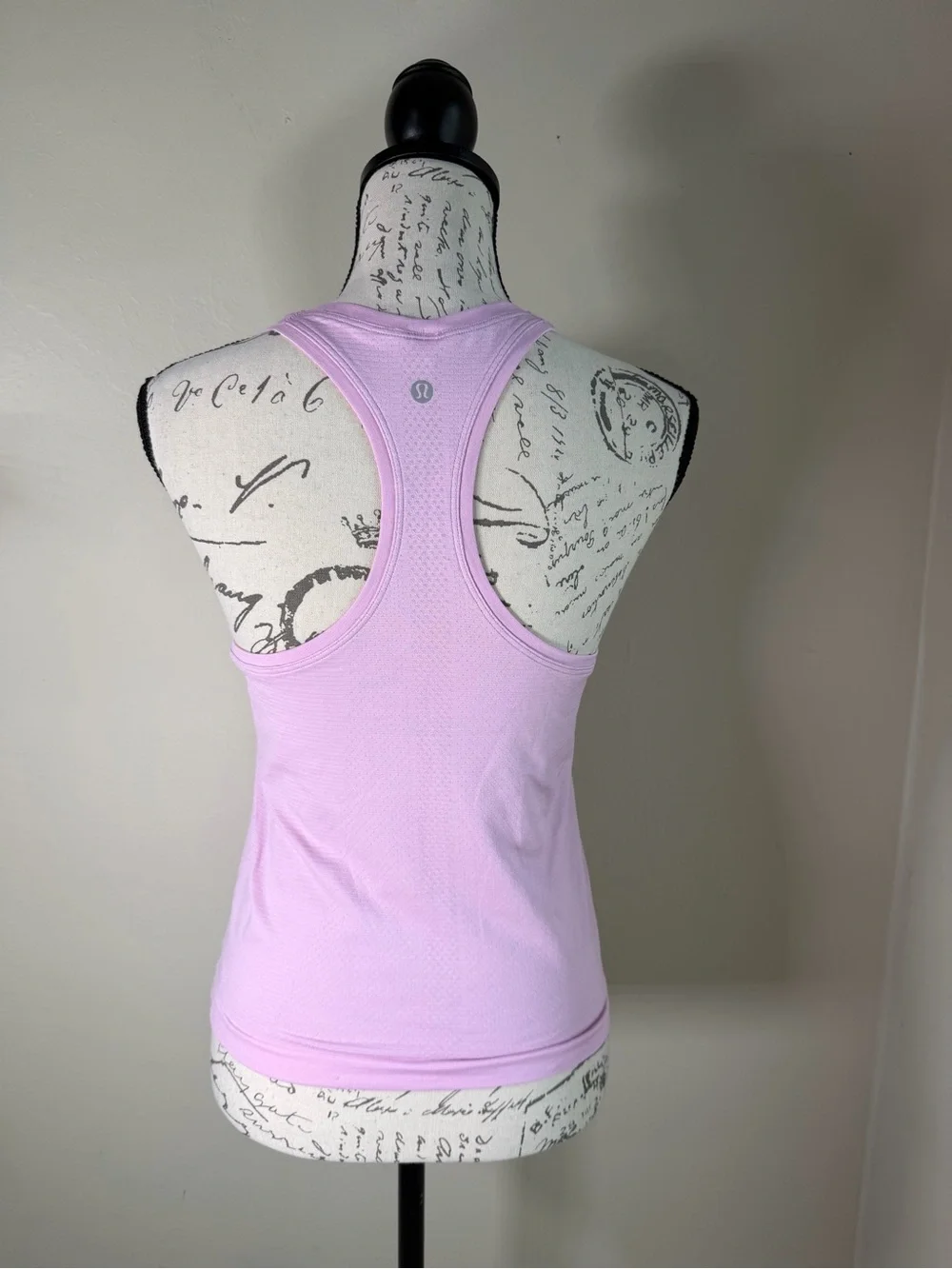 lululemon athletica Light Lilac Scoop Neck Tank - Picture 3 of 7